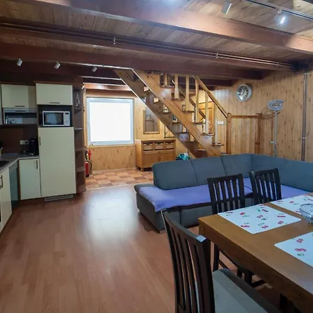 Zarnowieckie Zacisze * Nadole (Pomerania)