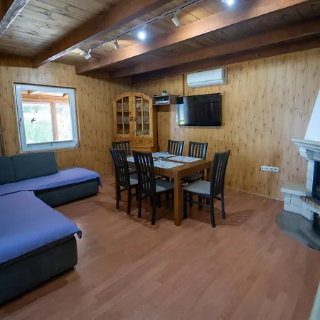 Semesterbostad Zarnowieckie Zacisze